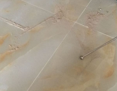 阳东瓷砖空鼓维修公司分享粘合剂选择不当在瓷砖铺贴过程中可能导致以下问题